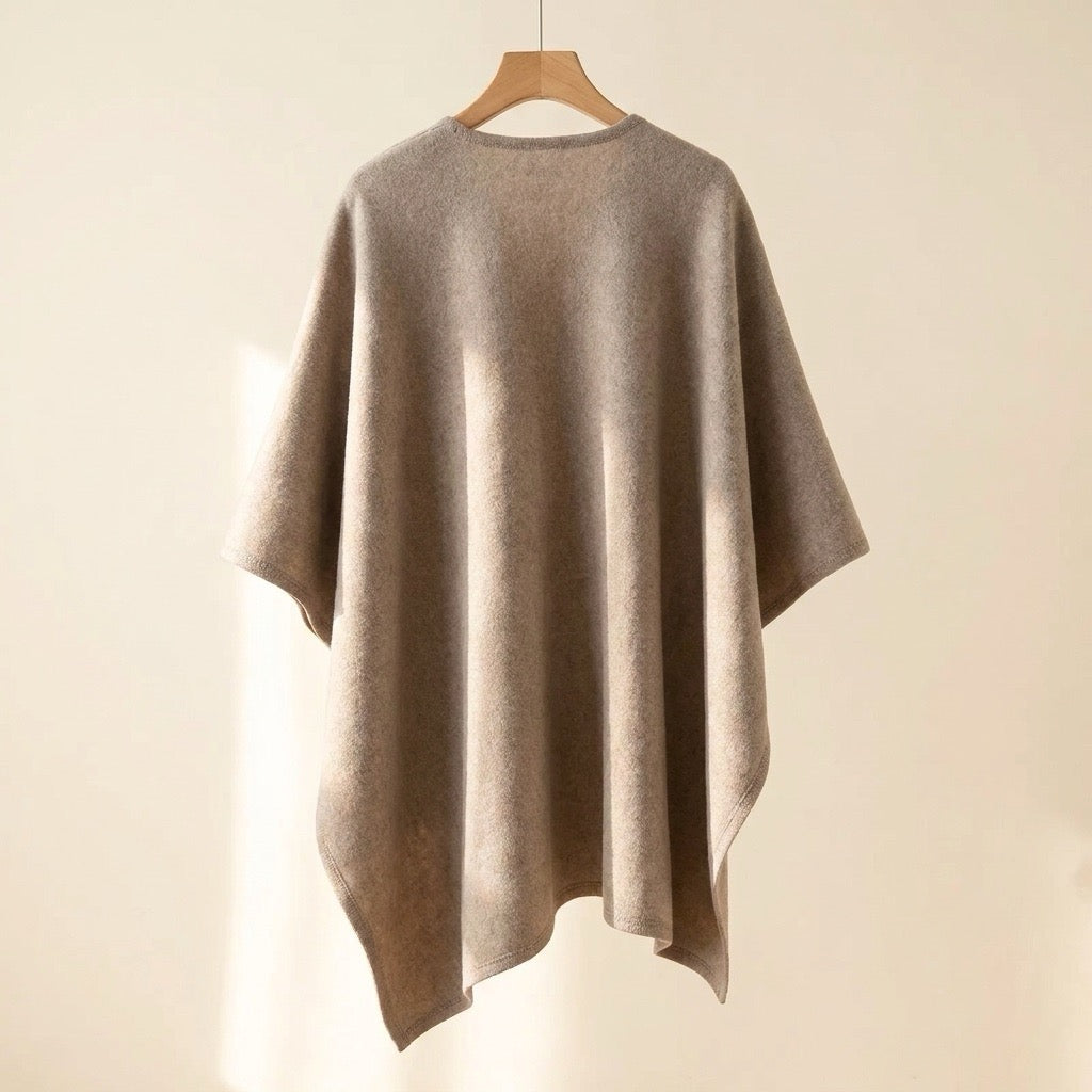 VALERIA | CAPA TIPO PONCHO DE PUNTO CON CINTURÓN