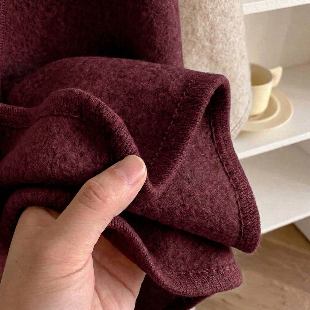 VALERIA | CAPA TIPO PONCHO DE PUNTO CON CINTURÓN