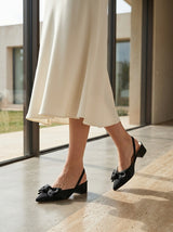 VEGA | ZAPATOS DE PUNTA CON LAZO