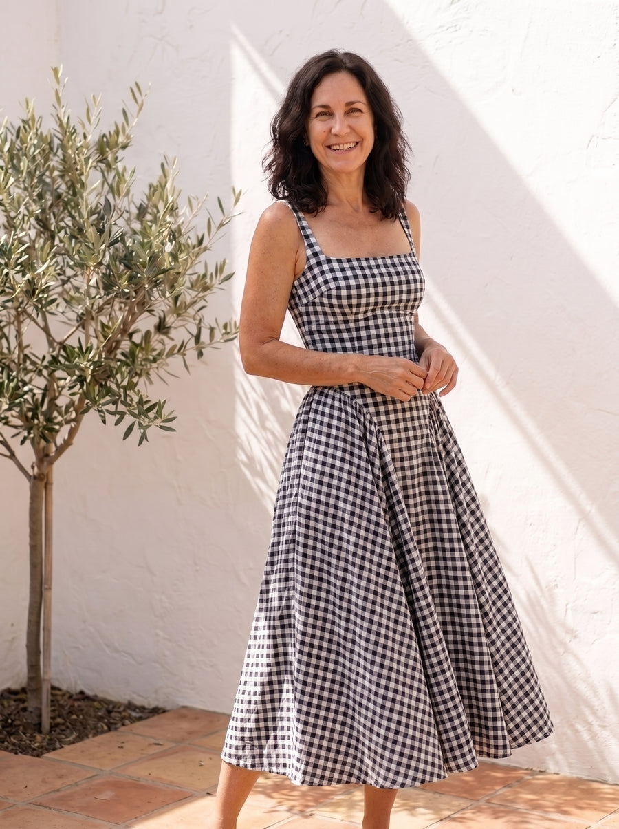 Lucía | Vestido Corsé de Cuadros con Falda de Vuelo