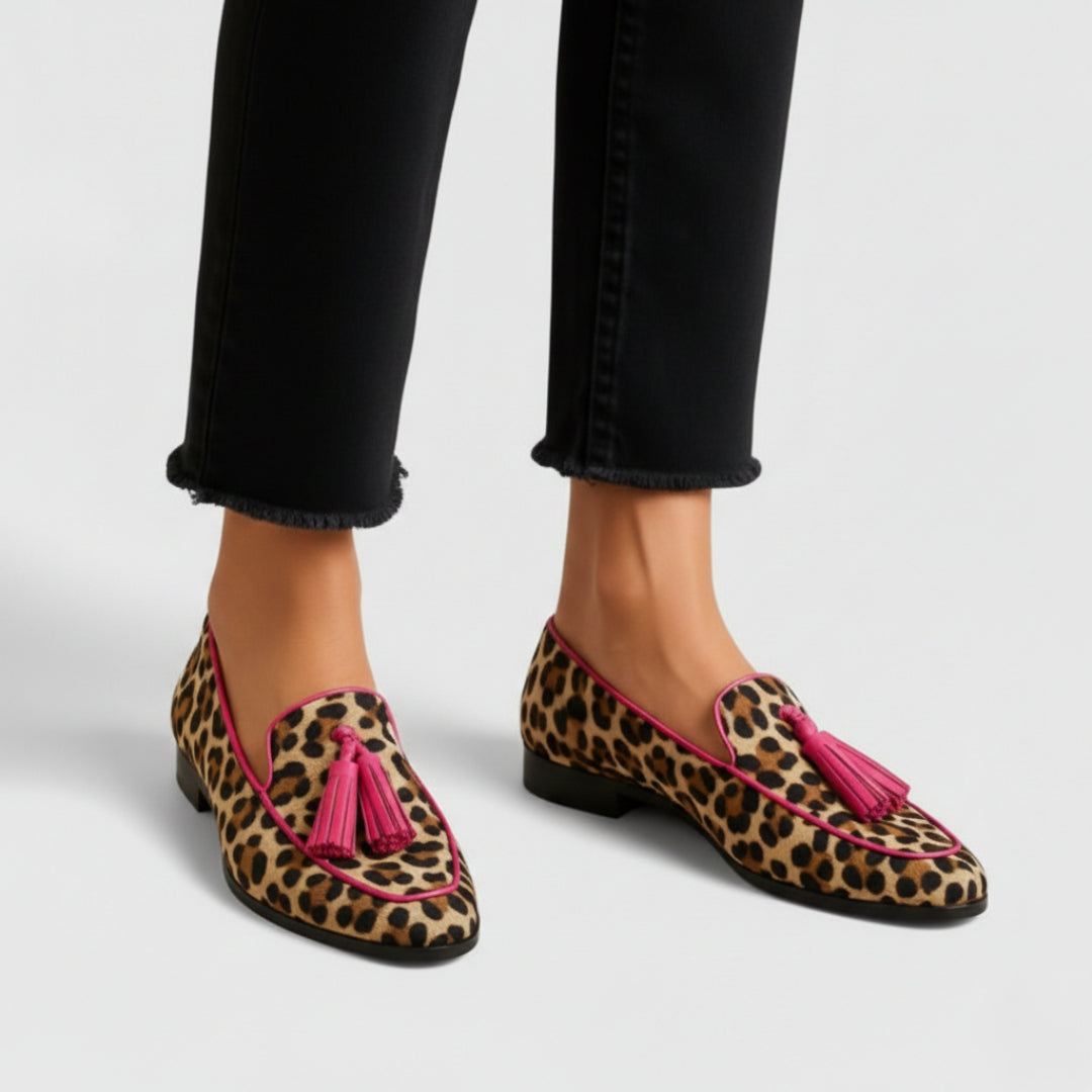 SILVANA | MOCASINES DE MUJER CON ESTAMPADO DE LEOPARDO Y BORLAS