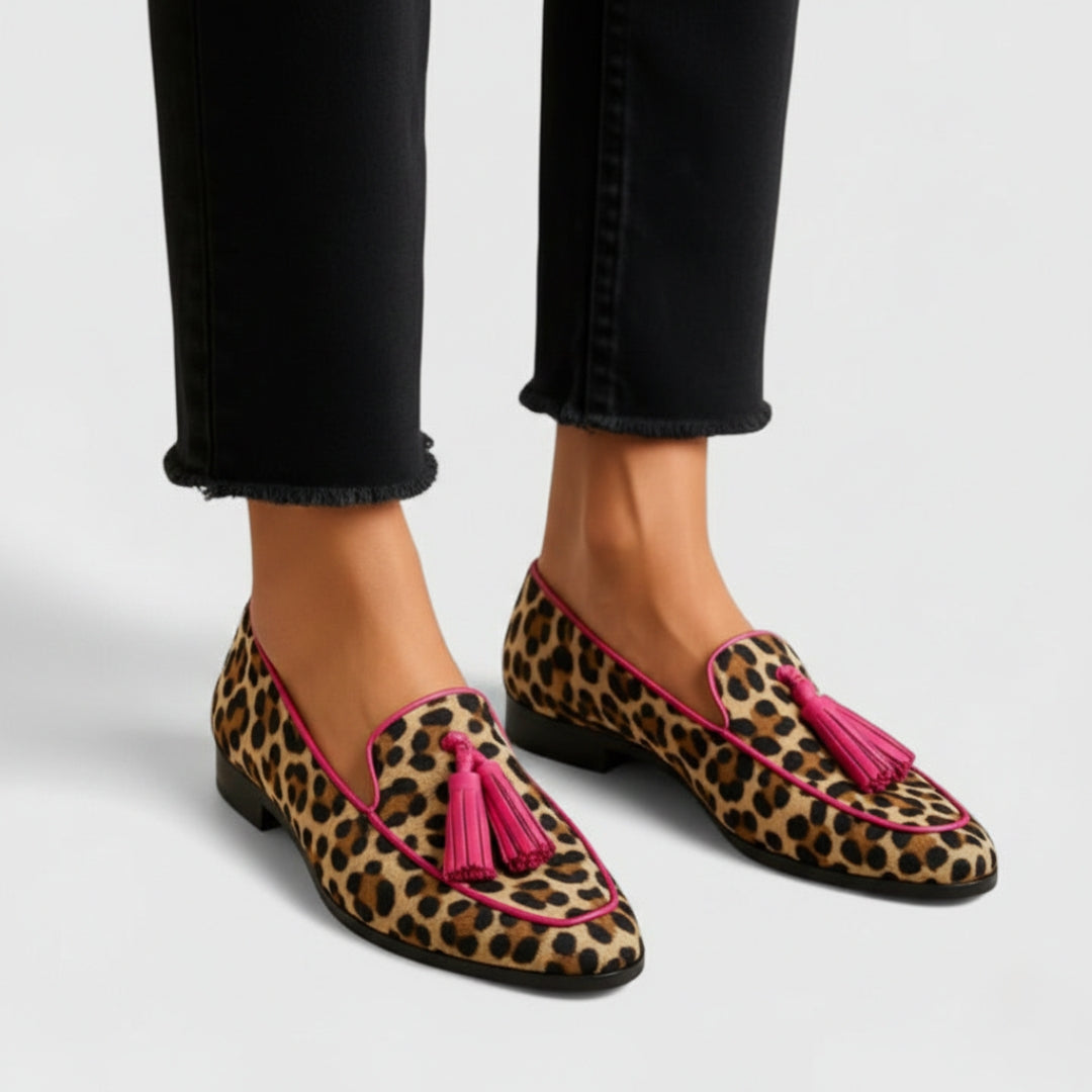 SILVANA | MOCASINES DE MUJER CON ESTAMPADO DE LEOPARDO Y BORLAS